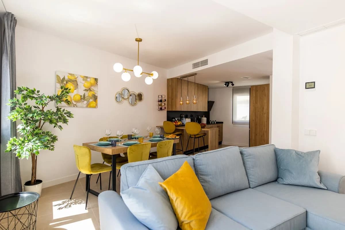 3 Bedroom Townhouse for Sale in New Golden Mile, Málaga - Image 6