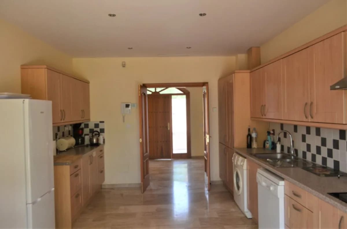5 Bedroom Detached Villa for Sale in Mijas, Málaga - Image 7
