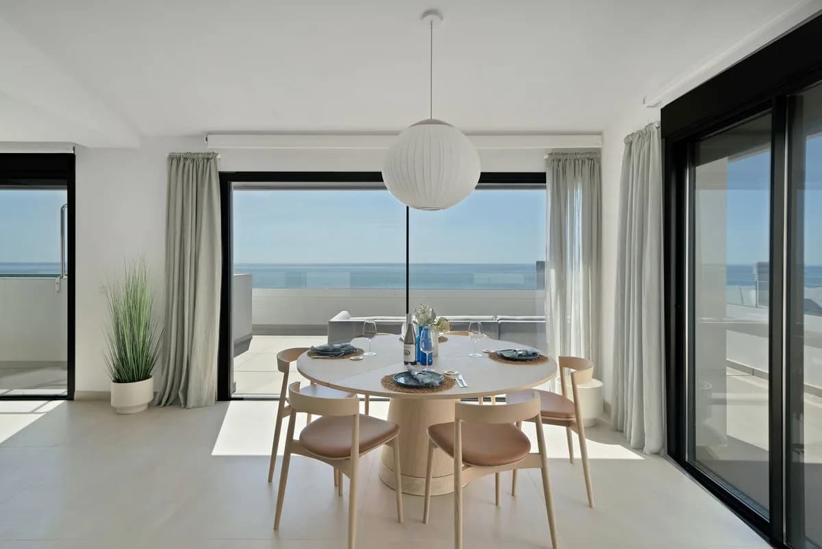 3 Bedroom Penthouse for Sale in Fuengirola, Málaga - Image 9