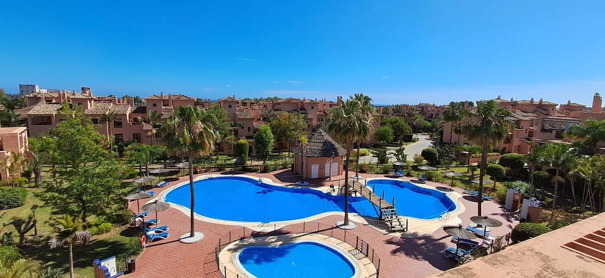 3 Bedroom Penthouse Duplex for Sale in New Golden Mile, Málaga