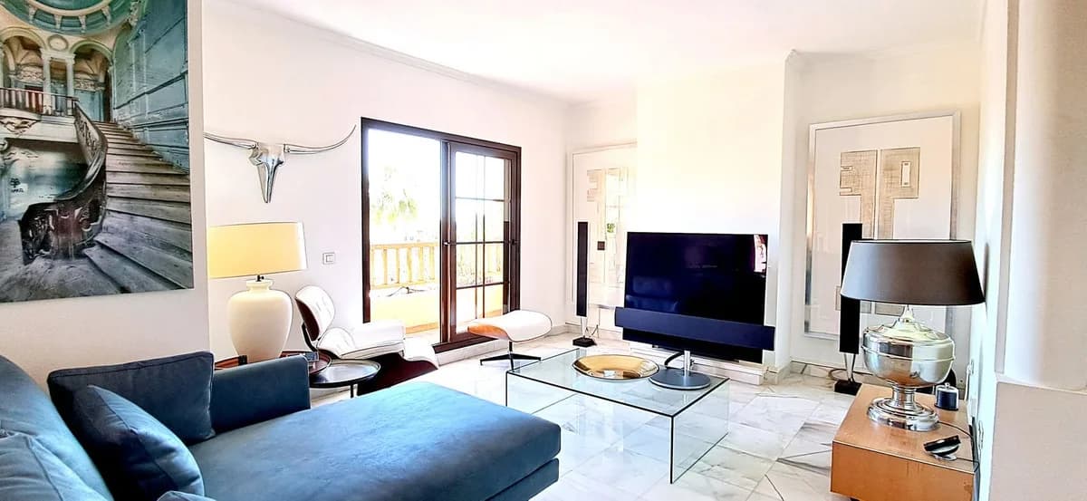 3 Bedroom Penthouse Duplex for Sale in New Golden Mile, Málaga - Image 2