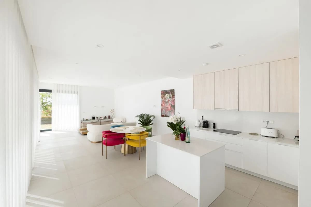 3 Bedroom Townhouse for Sale in Casares, Málaga - Image 7
