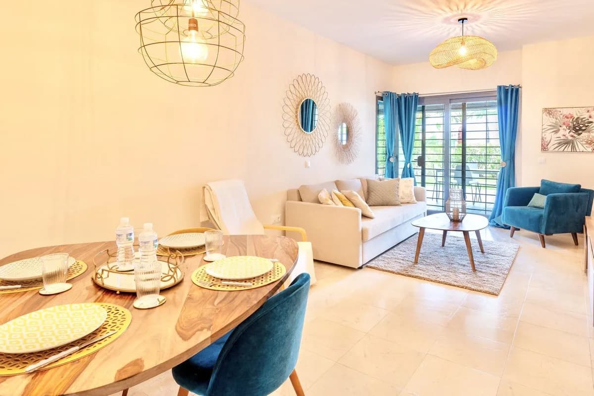 2 Bedroom Ground Floor Apartment for Sale in Los Flamingos, Málaga - Image 7