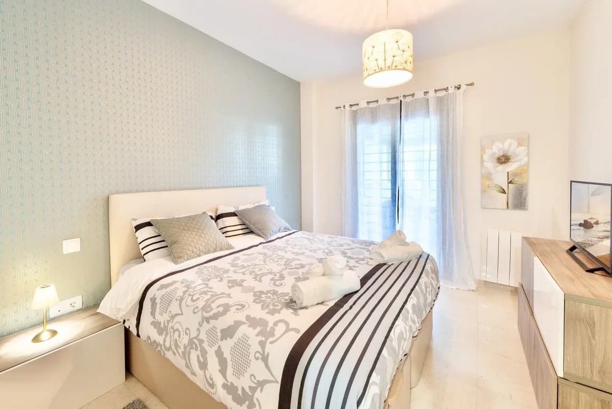 2 Bedroom Ground Floor Apartment for Sale in Los Flamingos, Málaga - Image 8