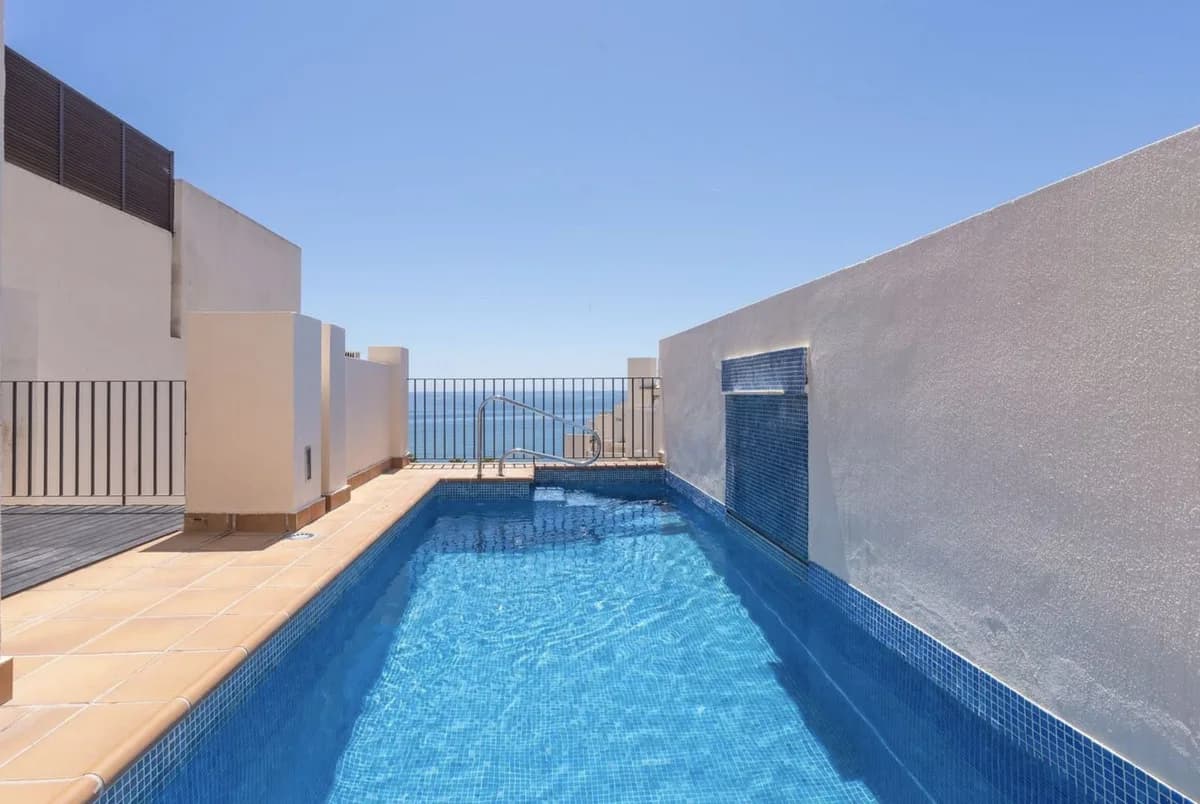 2 Bedroom Penthouse Duplex for Sale in New Golden Mile, Málaga - Image 4