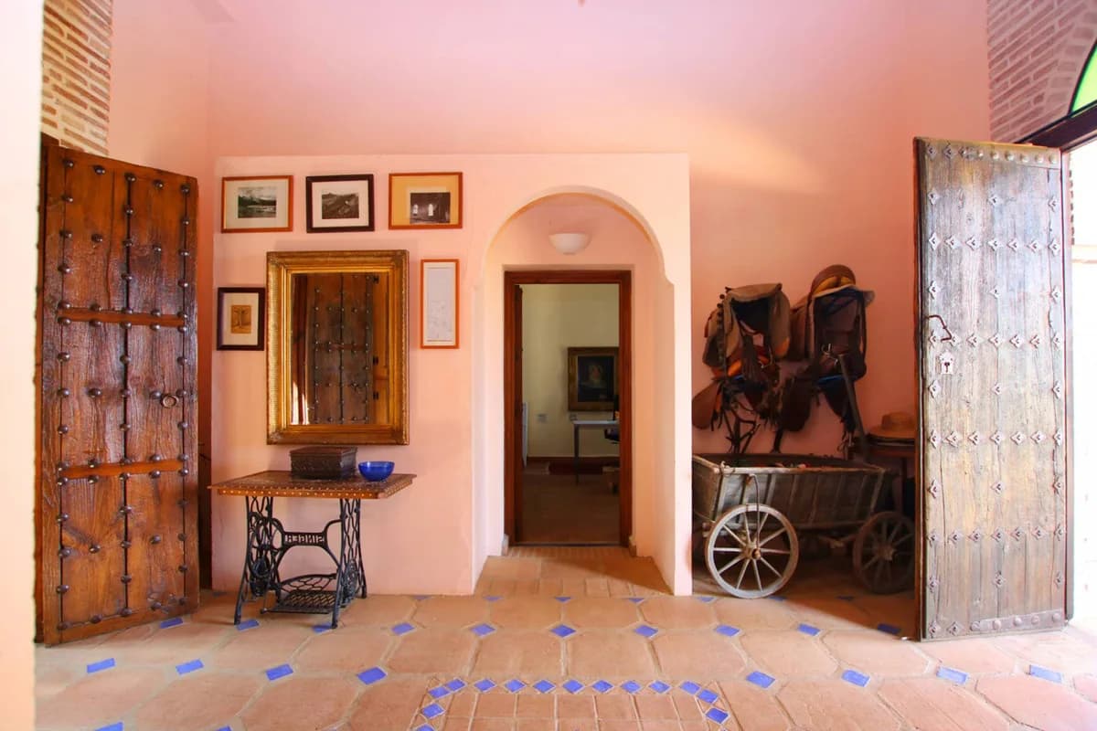 9 Bedroom Finca - Cortijo for Sale in Gaucín, Málaga - Image 8