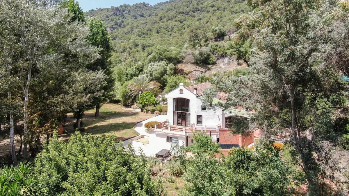 6 Bedroom Finca - Cortijo for Sale in Gaucín, Málaga - Image 5
