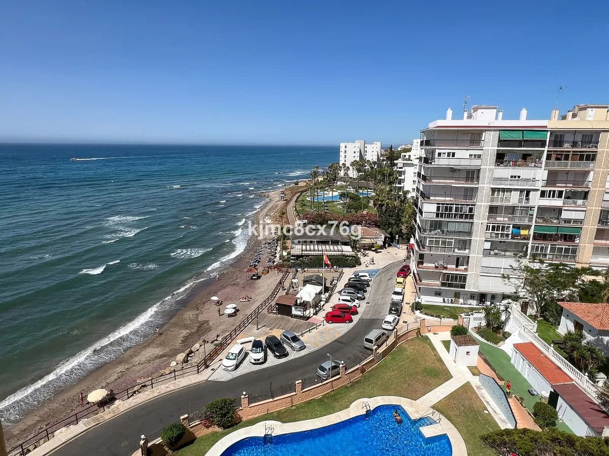 Middle Floor Studio for Sale in Calahonda, Málaga