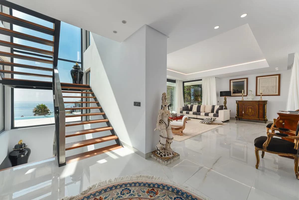 4 Bedroom Detached Villa for Sale in Manilva, Málaga - Image 9