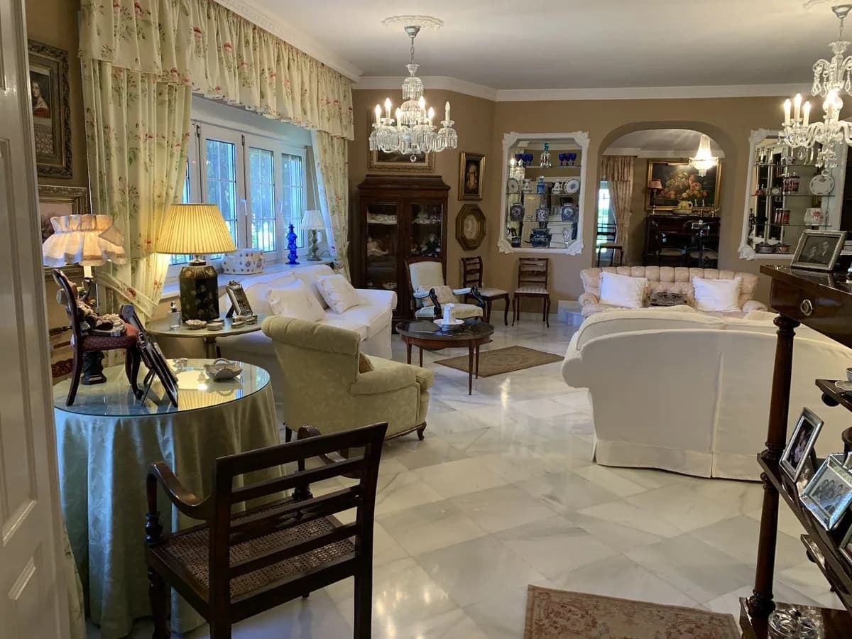 5 Bedroom Detached Villa for Sale in Guadalmar, Málaga - Image 6