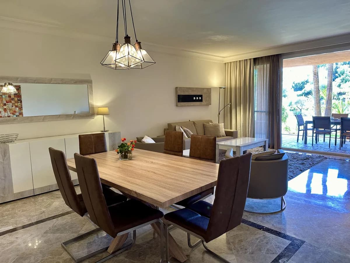 3 Bedroom Ground Floor Apartment for Sale in Nueva Andalucía, Málaga - Image 4