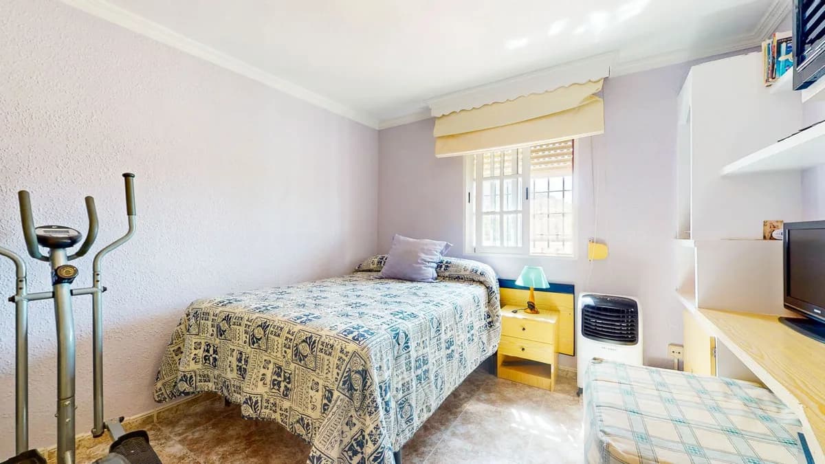 5 Bedroom Detached Villa for Sale in Campanillas, Málaga - Image 8