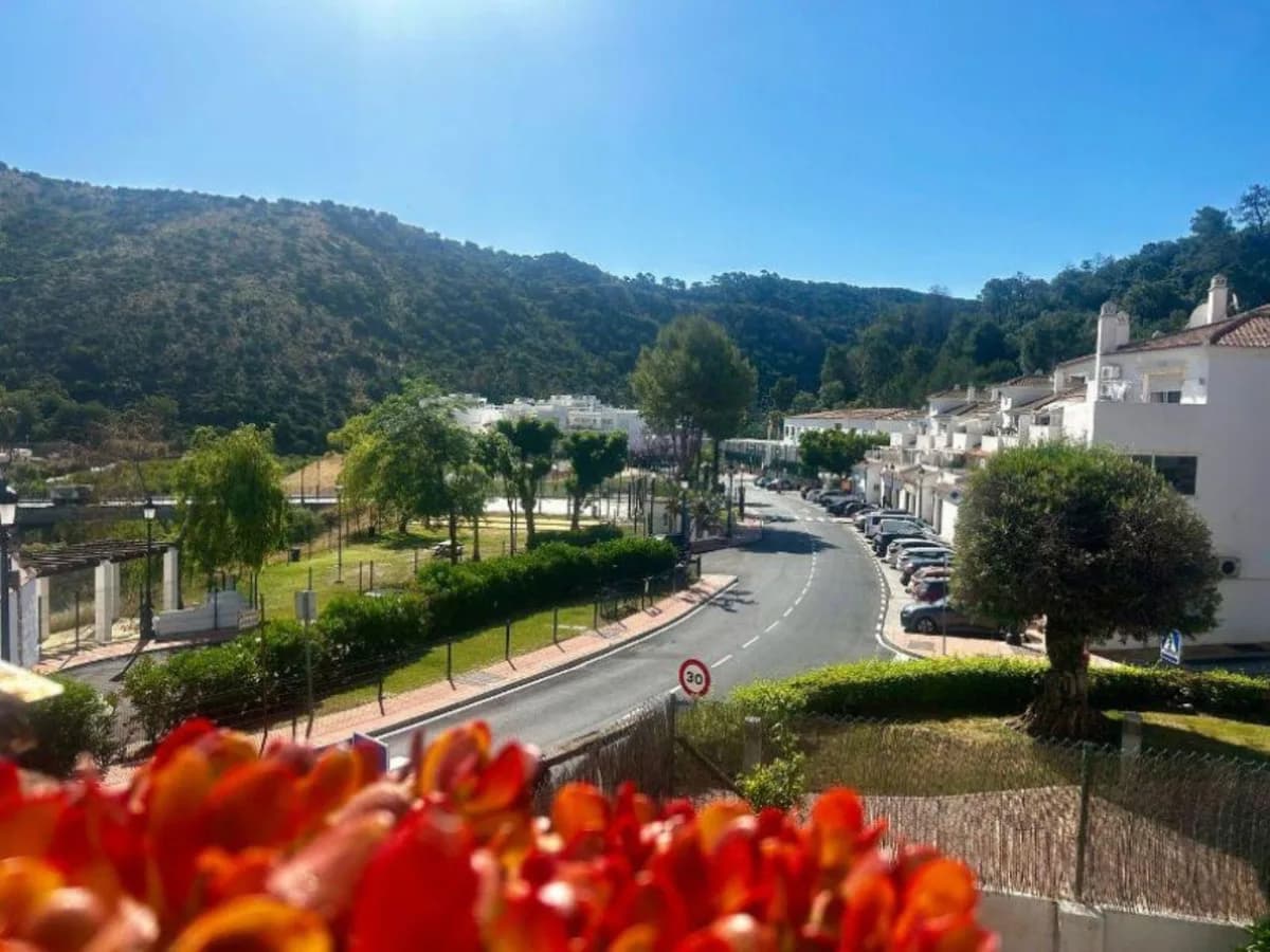 4 Bedroom Detached Villa for Sale in Benahavís, Málaga