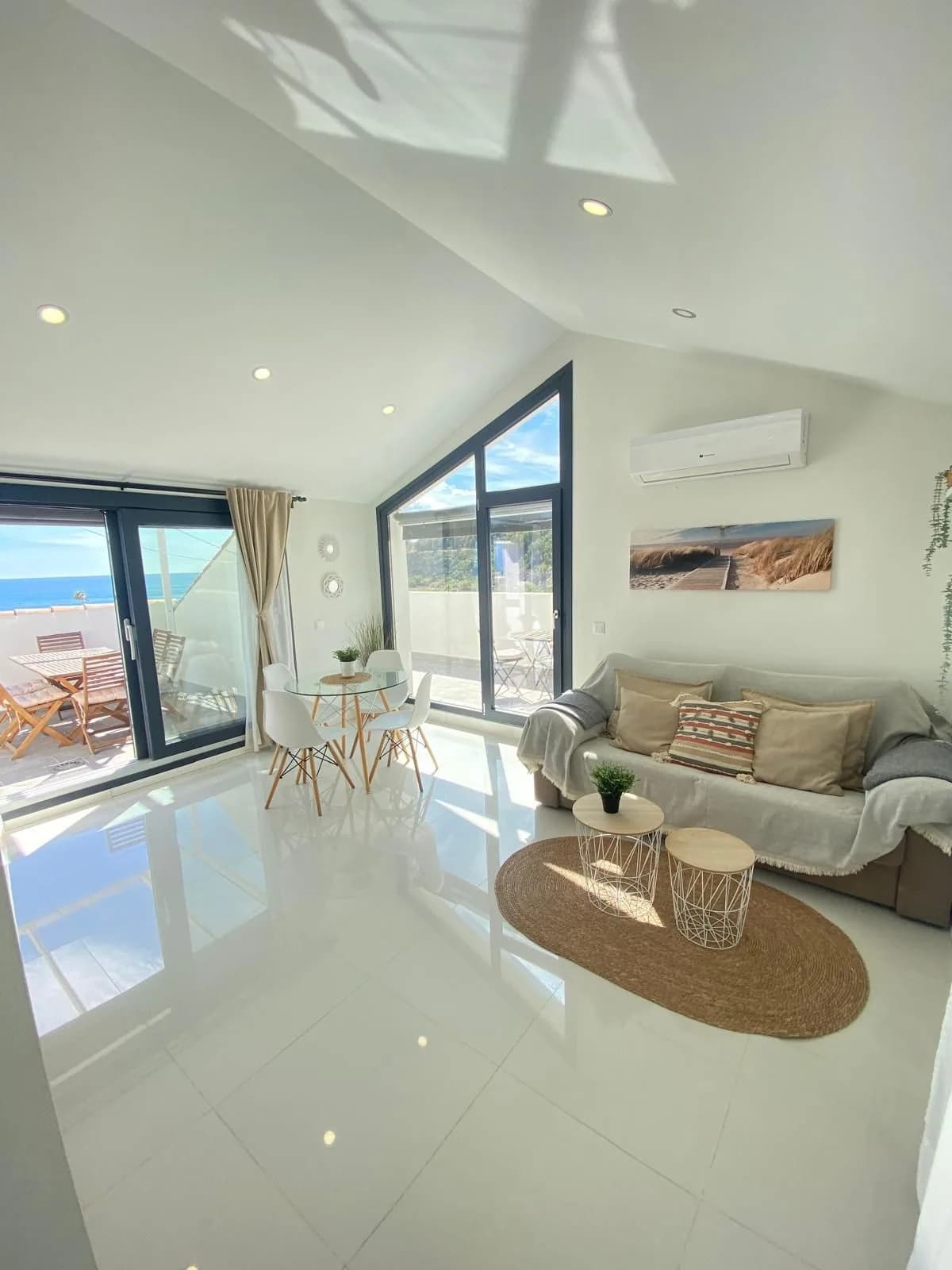 1 Bedroom Penthouse for Sale in Manilva, Málaga - Image 7