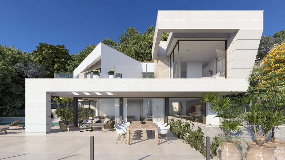 4 Bedroom Detached Villa for Sale in Pinares de San Antón, Málaga - Image 2