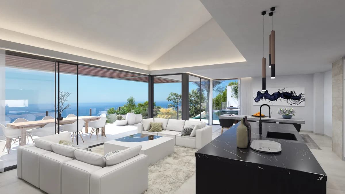 5 Bedroom Detached Villa for Sale in Pinares de San Antón, Málaga - Image 4