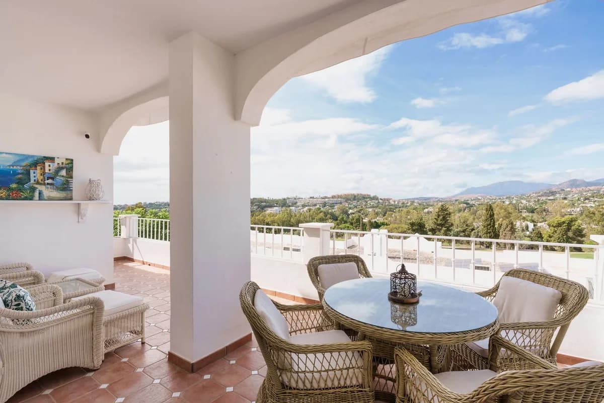 3 Bedroom Townhouse for Sale in Nueva Andalucía, Málaga - Image 6