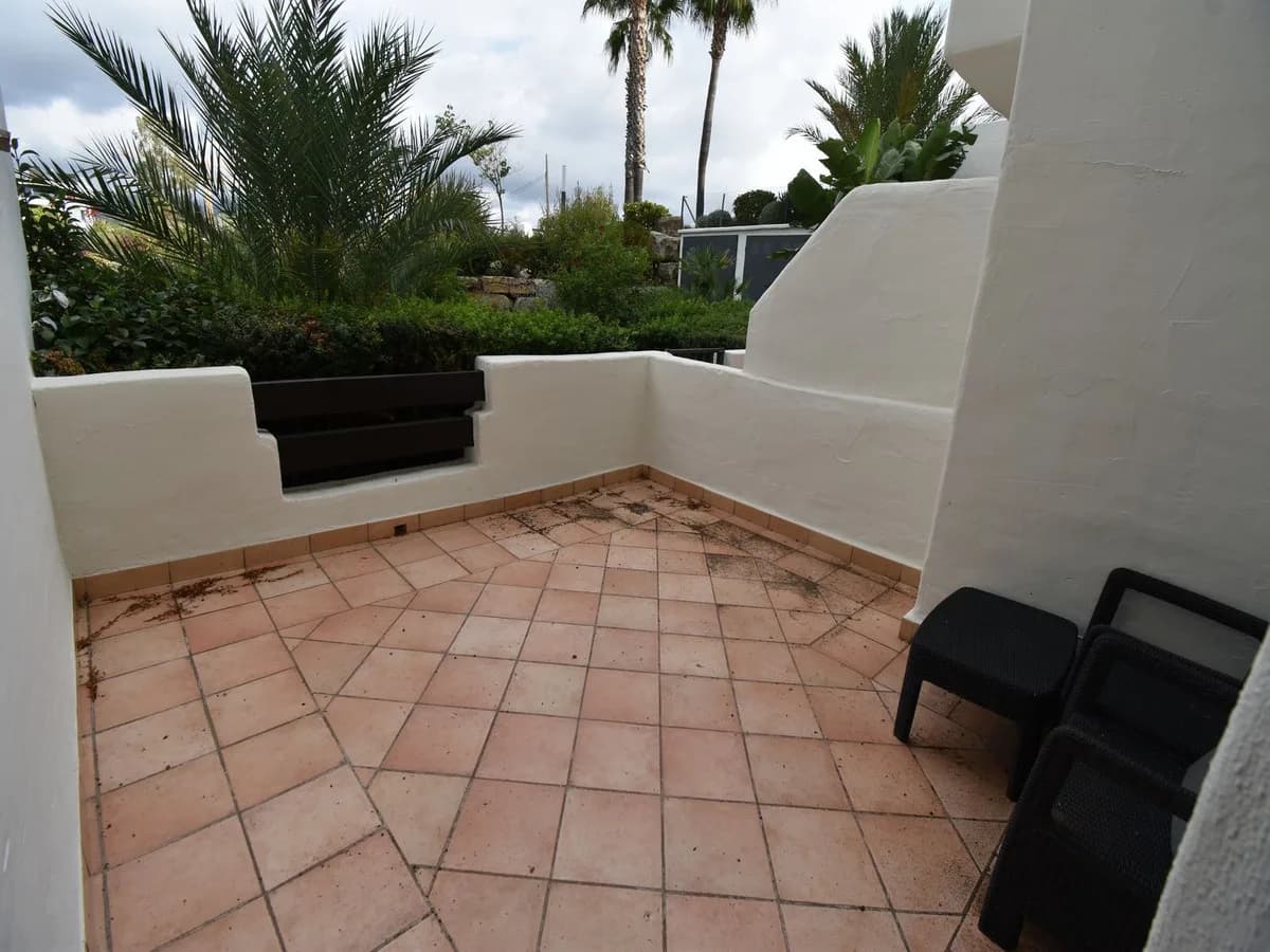 2 Bedroom Ground Floor Apartment for Sale in Estepona, Málaga - Image 5