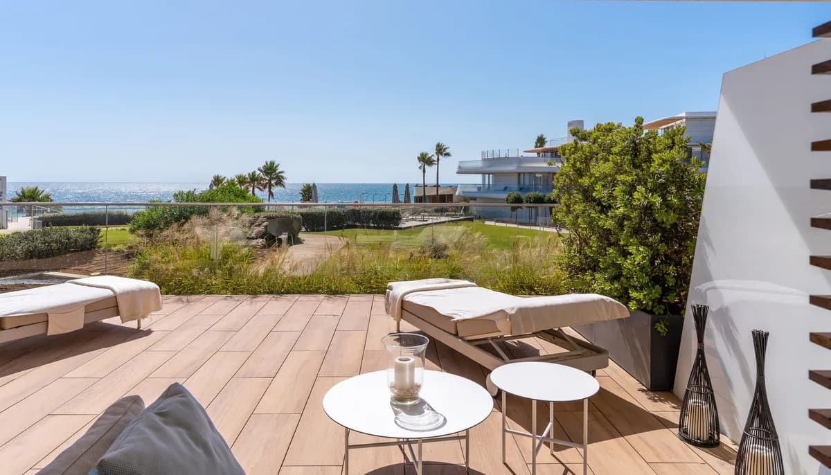 2 Bedroom Ground Floor Apartment for Sale in Estepona, Málaga