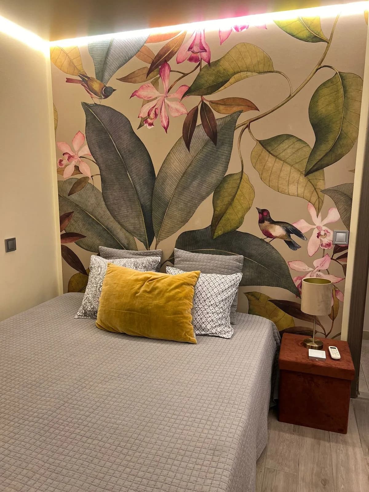 2 Bedroom Middle Floor Apartment for Sale in Estepona, Málaga - Image 8