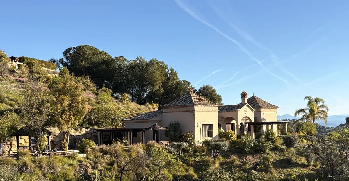 4 Bedroom Detached Villa for Sale in Monda, Málaga - Image 5