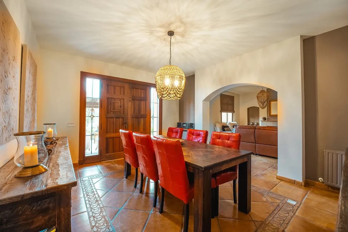 4 Bedroom Detached Villa for Sale in Monda, Málaga - Image 6