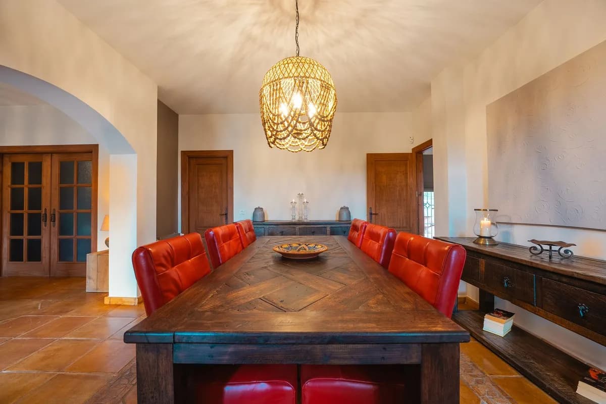 4 Bedroom Detached Villa for Sale in Monda, Málaga - Image 8