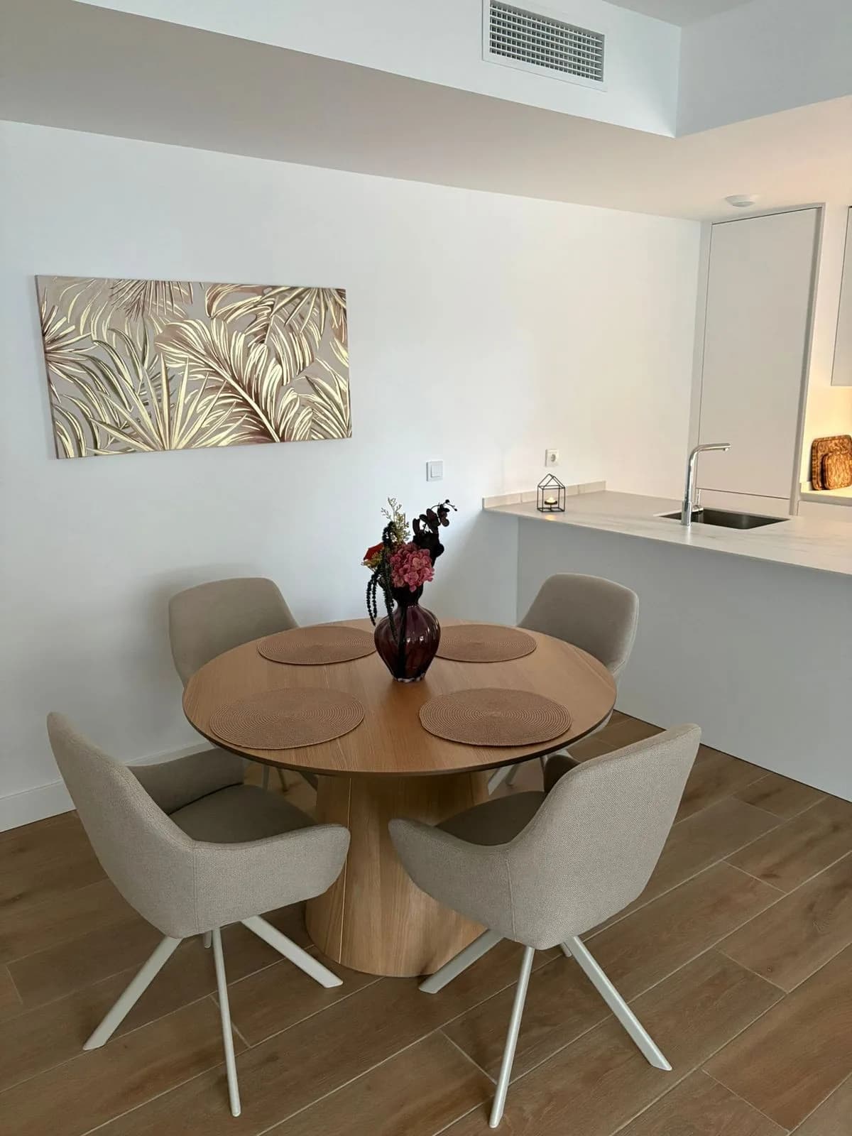 3 Bedroom Ground Floor Apartment for Sale in Fuengirola, Málaga - Image 5