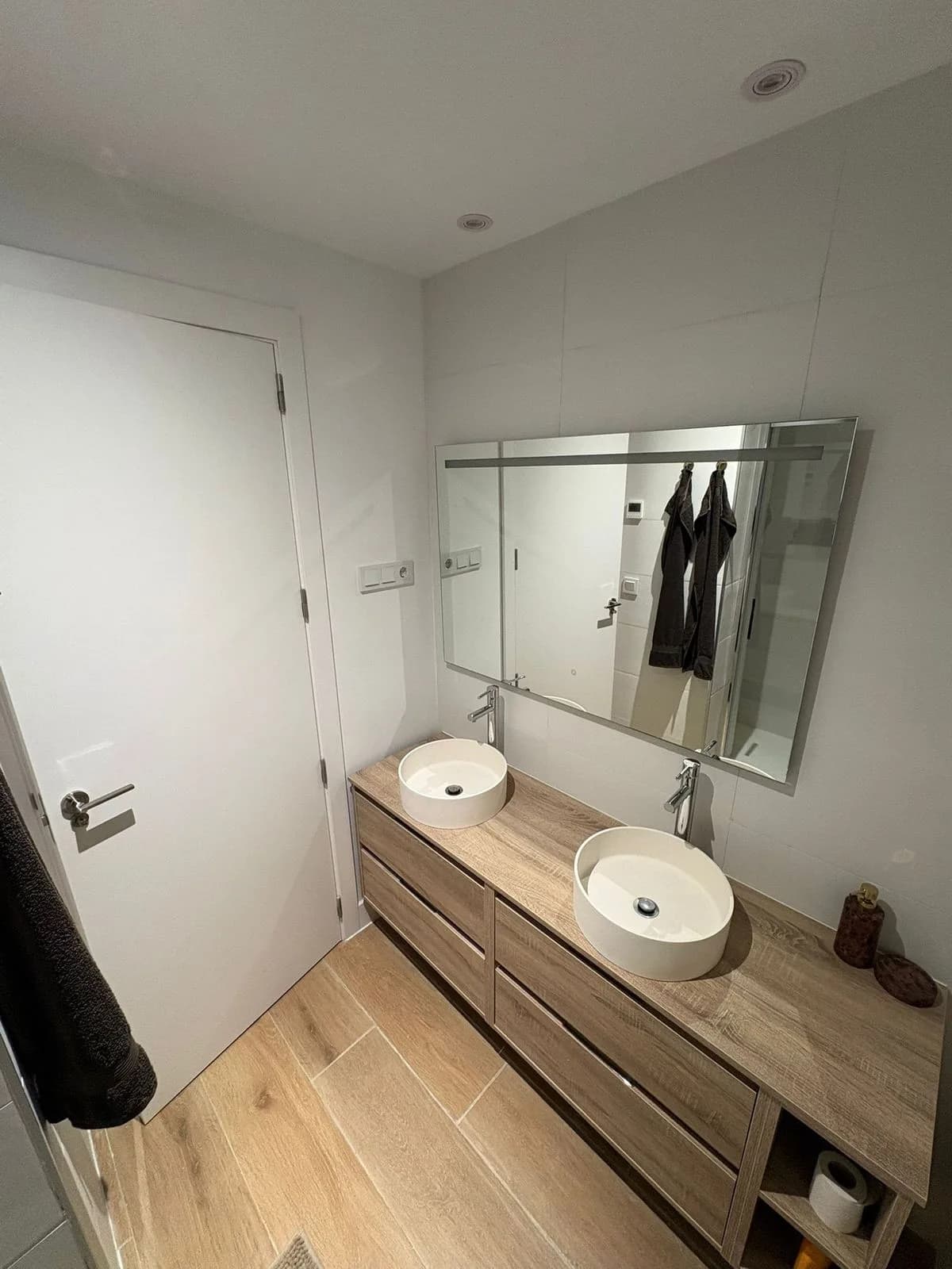 3 Bedroom Ground Floor Apartment for Sale in Fuengirola, Málaga - Image 9