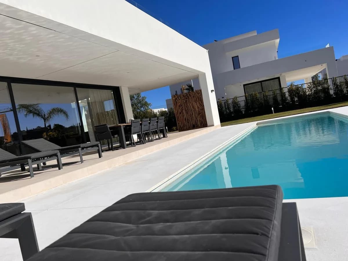 3 Bedroom Detached Villa for Sale in Mijas Golf, Málaga - Image 8