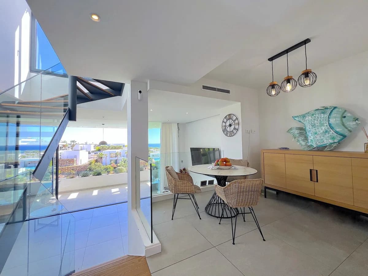 3 Bedroom Townhouse for Sale in Artola, Málaga - Image 7