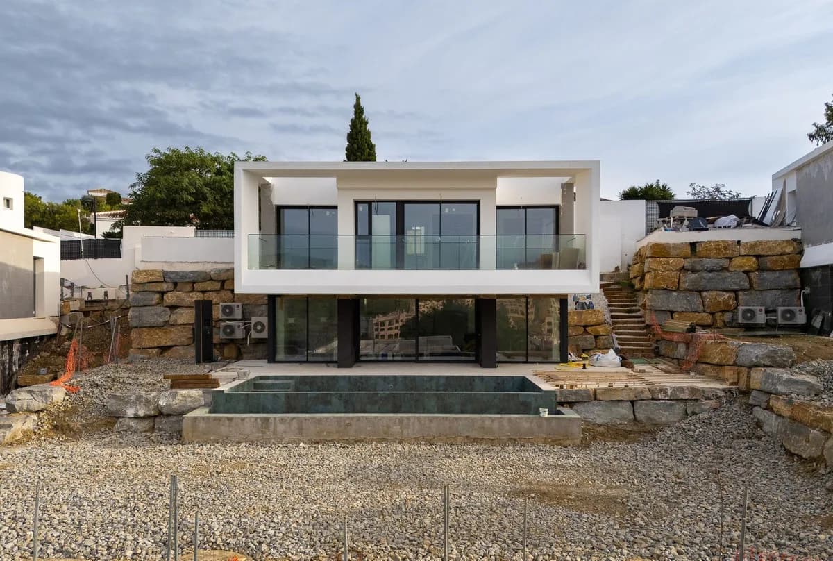 4 Bedroom Detached Villa for Sale in Valle Romano, Málaga - Image 9