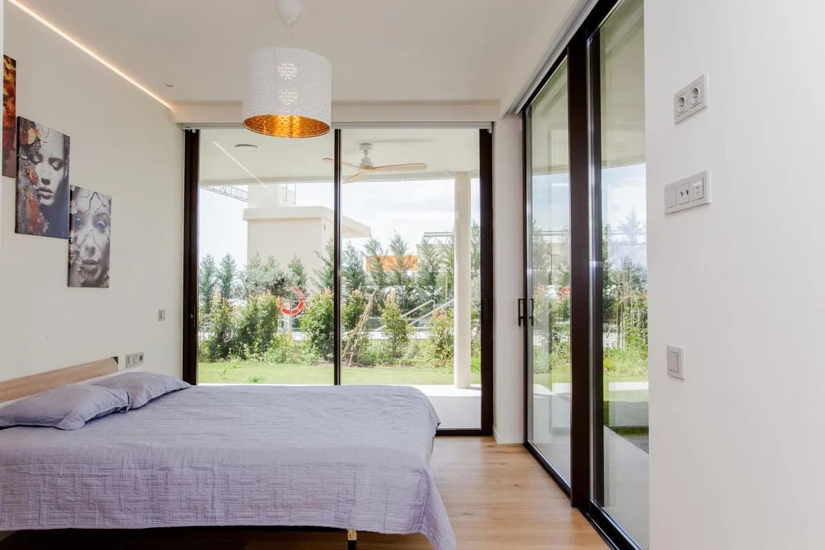 2 Bedroom Ground Floor Apartment for Sale in Fuengirola, Málaga - Image 9