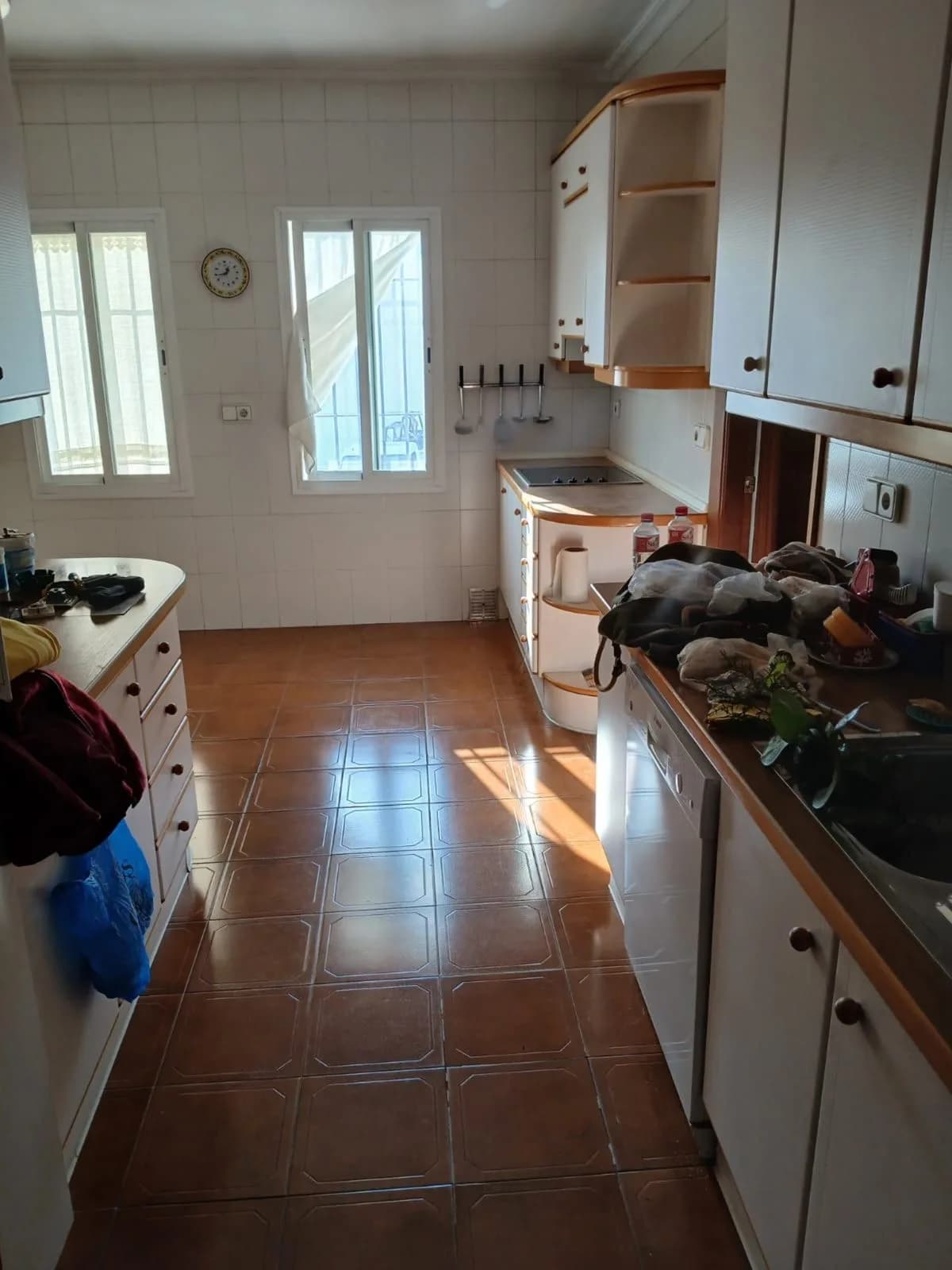 4 Bedroom Detached Villa for Sale in Pueblo Nuevo de Guadiaro, Cádiz - Image 3