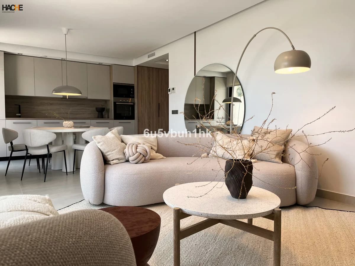 3 Bedroom Penthouse for Sale in La Quinta, Málaga - Image 3