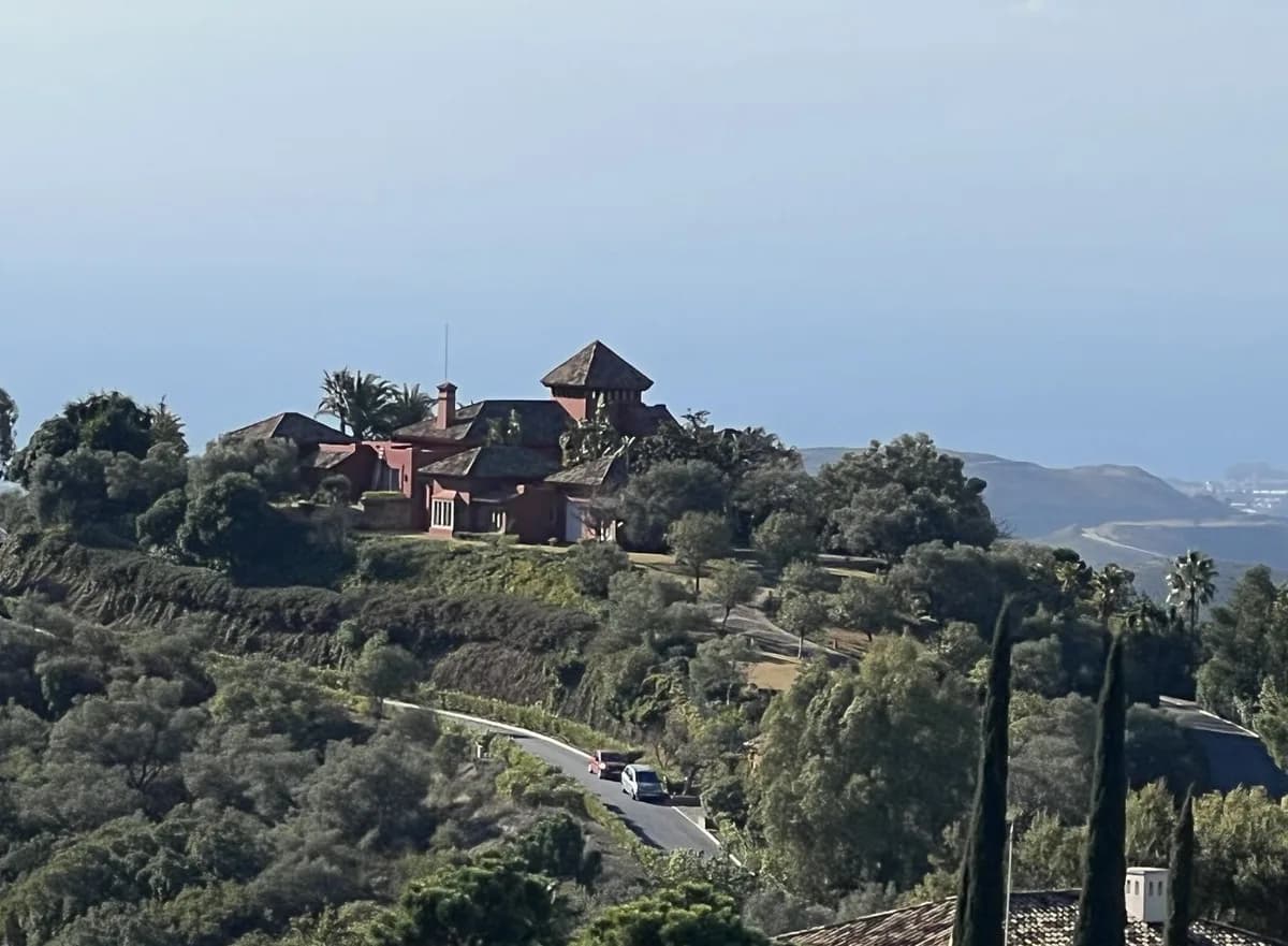 5 Bedroom Detached Villa for Sale in La Zagaleta, Málaga - Image 4