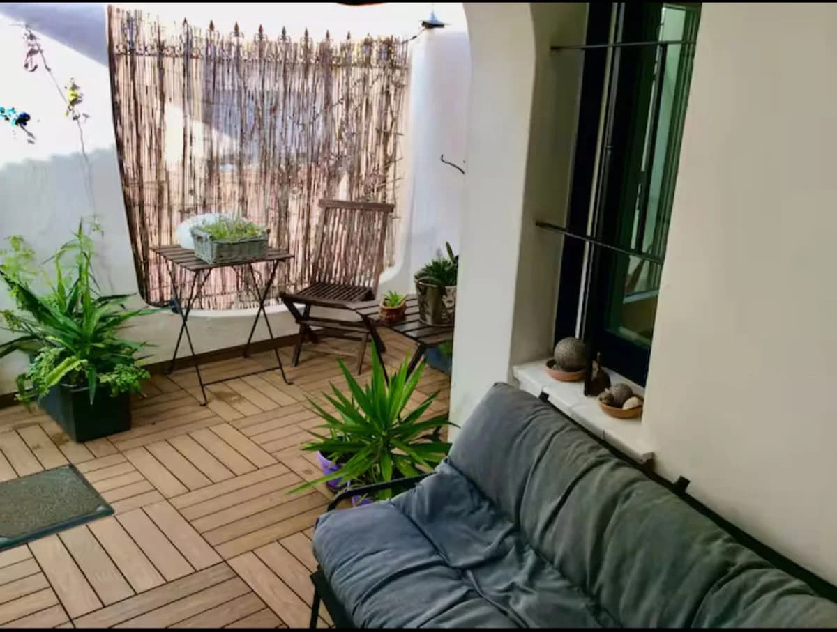 1 Bedroom Ground Floor Apartment for Sale in Puerto de Cabopino, Málaga - Image 8