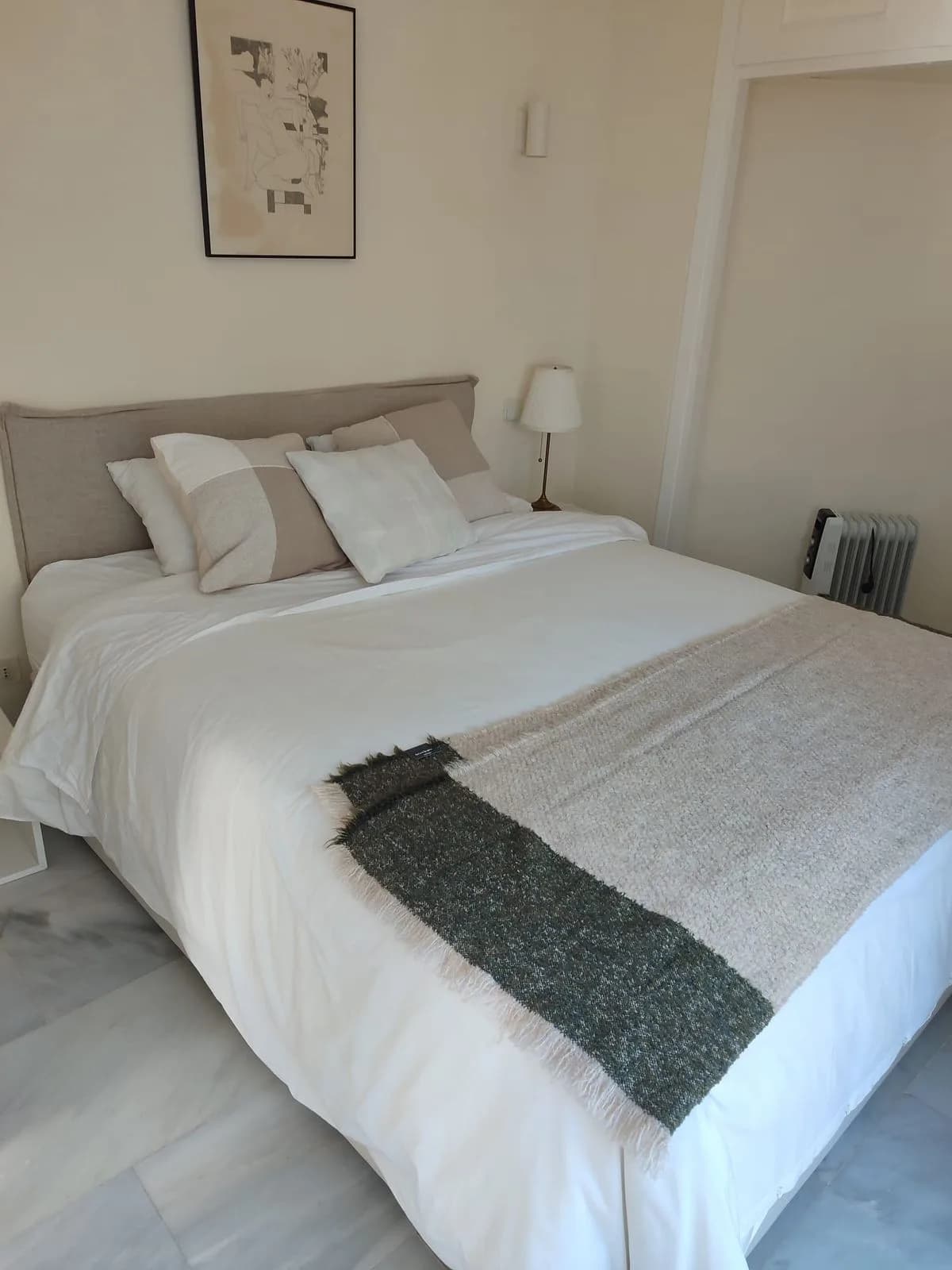 2 Bedroom Duplex for Sale in Calahonda, Málaga - Image 8