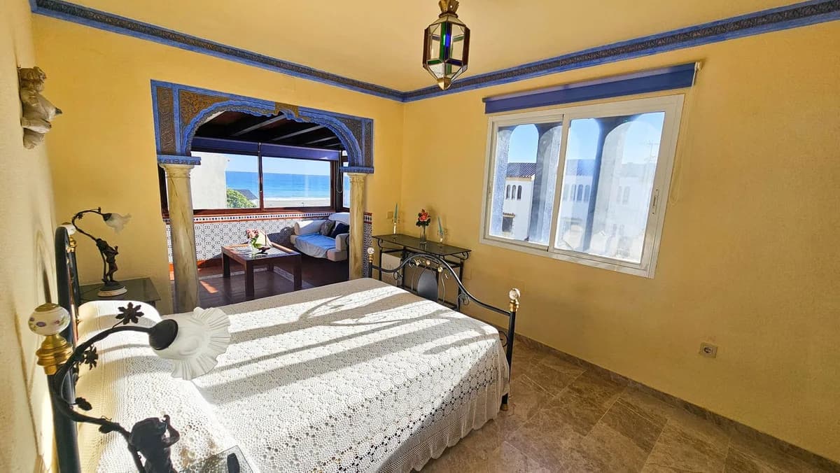 4 Bedroom Semi-Detached House for Sale in Casares Playa, Málaga - Image 5