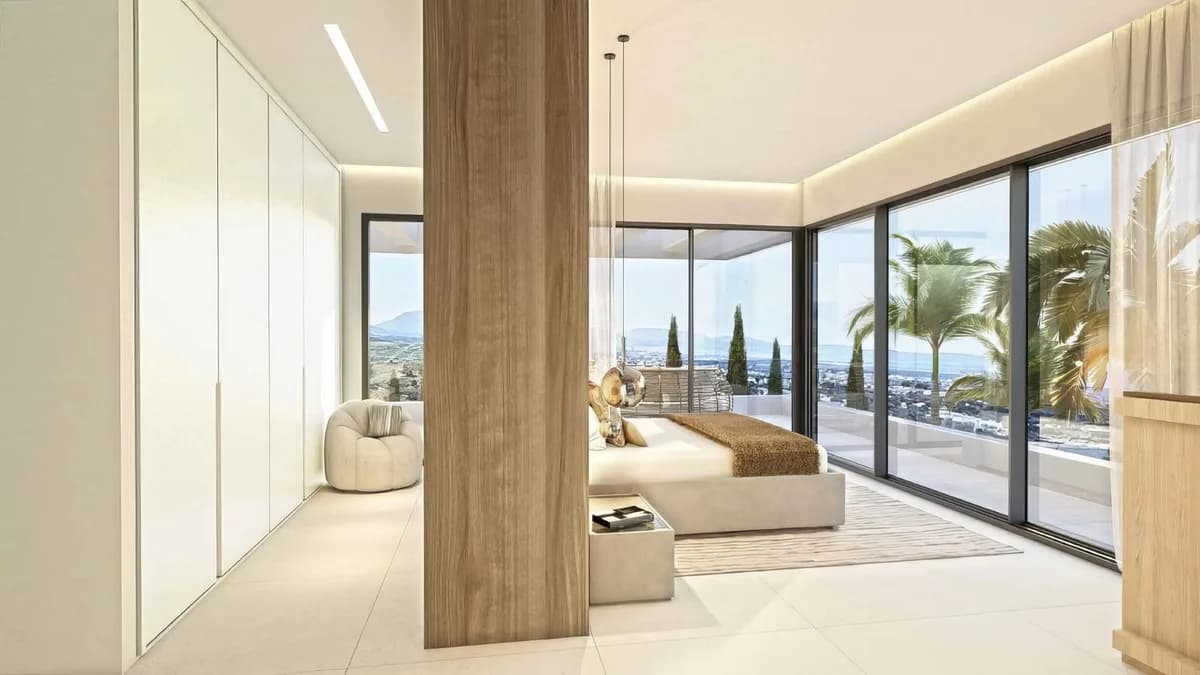5 Bedroom Detached Villa for Sale in Sotogrande, Cádiz - Image 6