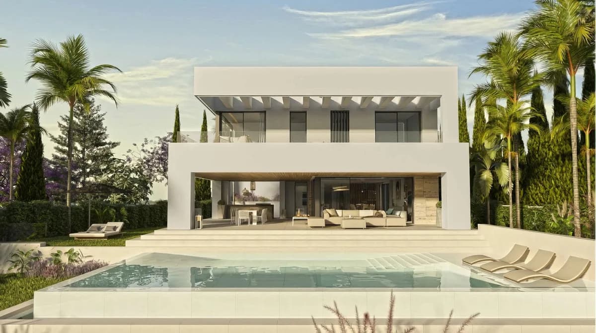 5 Bedroom Detached Villa for Sale in Sotogrande, Cádiz - Image 9