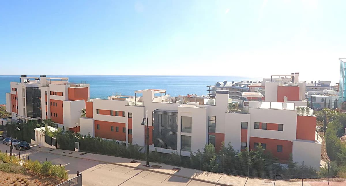 2 Bedroom Penthouse Duplex for Sale in Carvajal, Málaga - Image 2