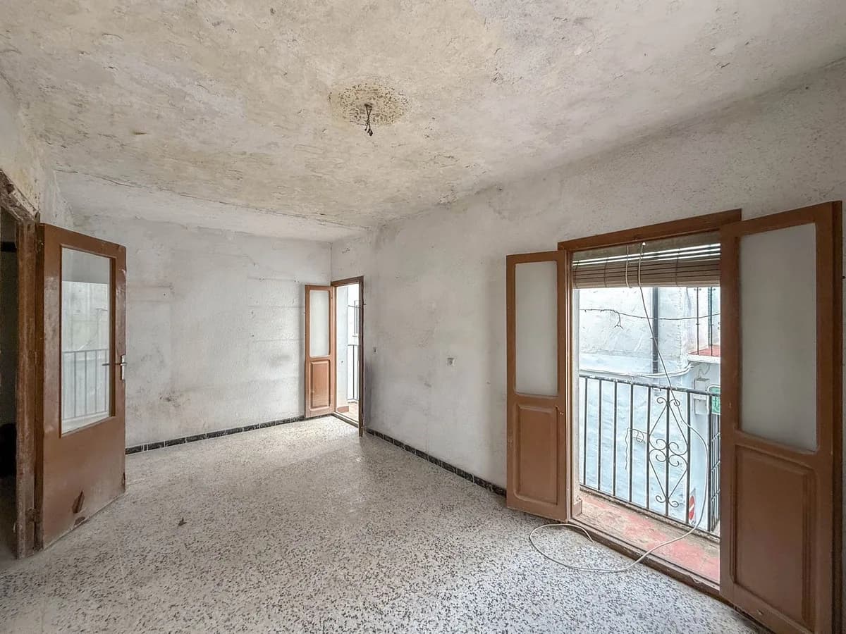 2 Bedroom Townhouse for Sale in Tolox, Málaga - Image 3