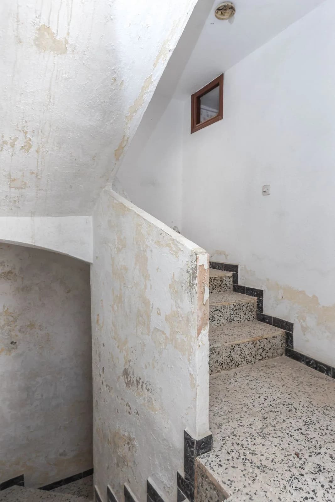 2 Bedroom Townhouse for Sale in Tolox, Málaga - Image 9