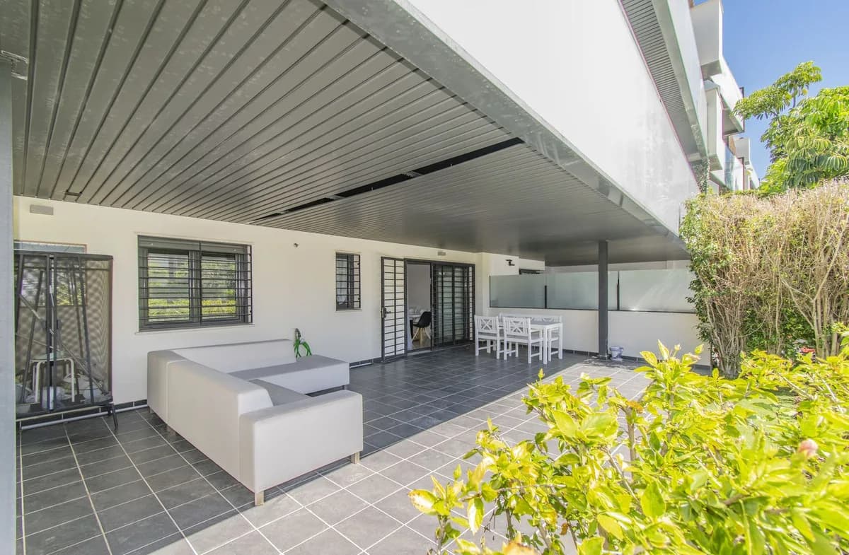 2 Bedroom Ground Floor Apartment for Sale in Los Flamingos, Málaga - Image 3