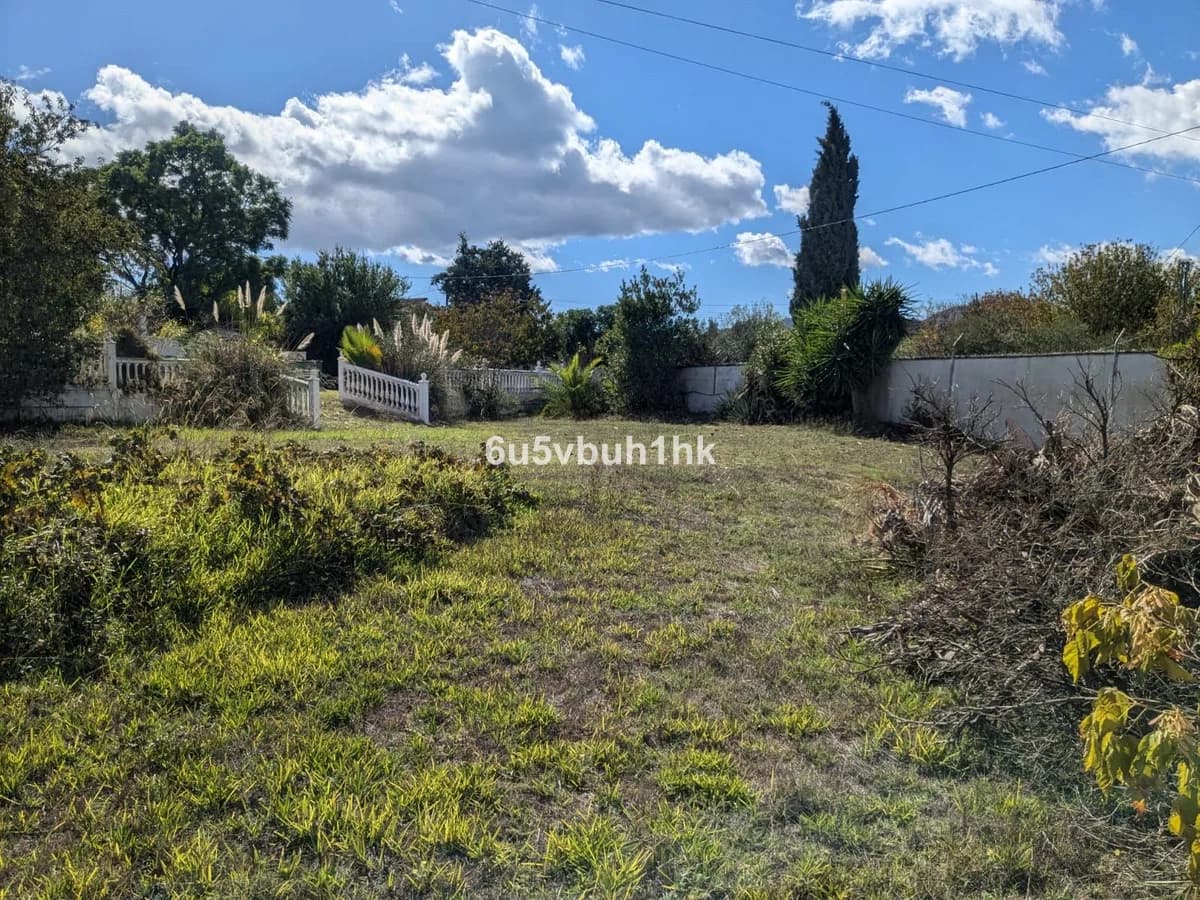 4 Bedroom Detached Villa for Sale in Alhaurín el Grande, Málaga - Image 6