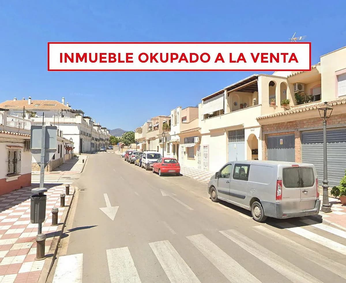3 Bedroom Middle Floor Apartment for Sale in Cancelada, Málaga
