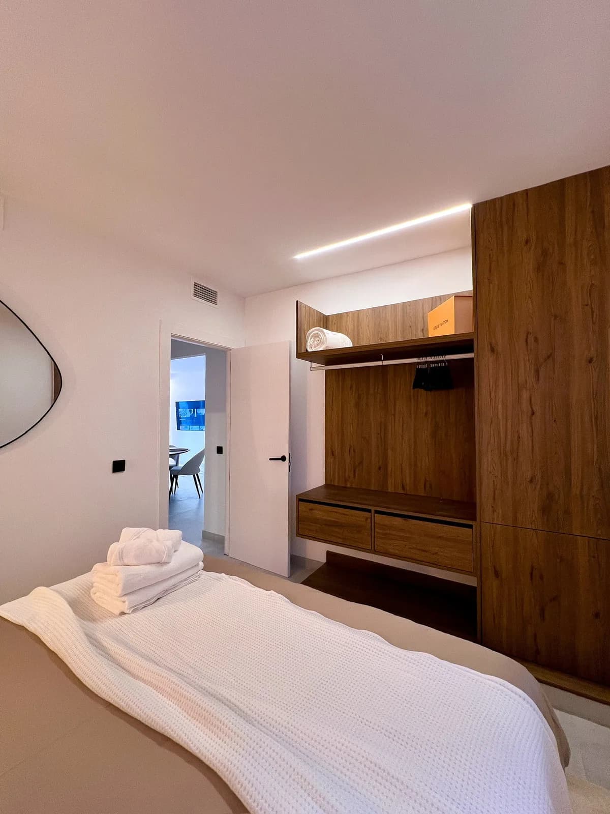 3 Bedroom Penthouse Duplex for Sale in Nueva Andalucía, Málaga - Image 7