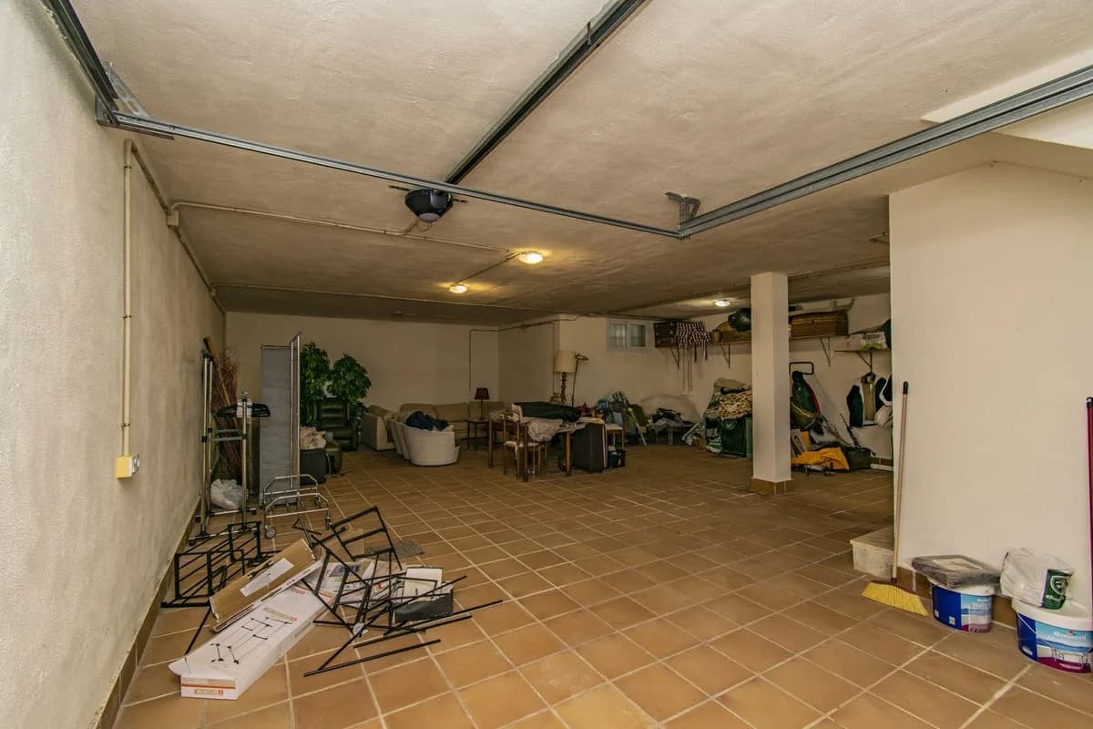 3 Bedroom Semi-Detached House for Sale in Santa Clara, Málaga - Image 8