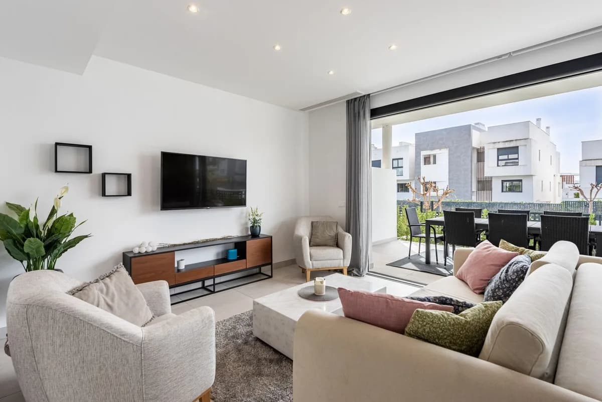 3 Bedroom Townhouse for Sale in Bel Air, Málaga - Image 4